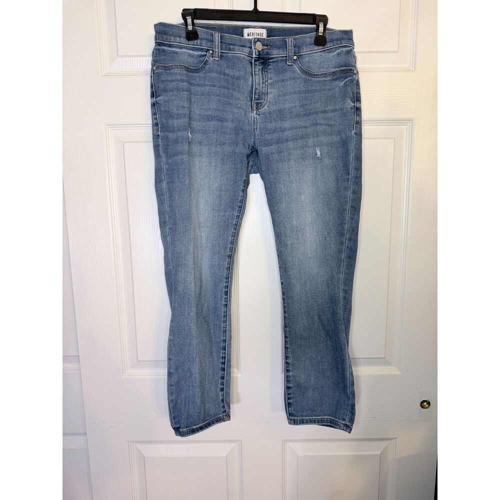 Meritage medium-wash, subtle distressed, straight leg classic jeans; size 32